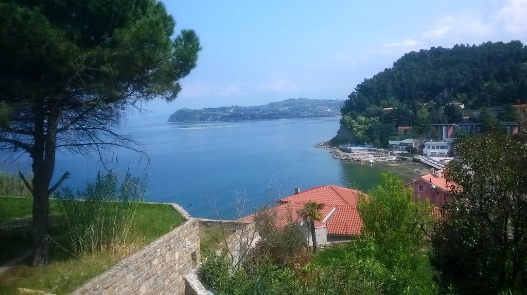 Dom Mladinske Knjige Fiesa Piran Exterior foto
